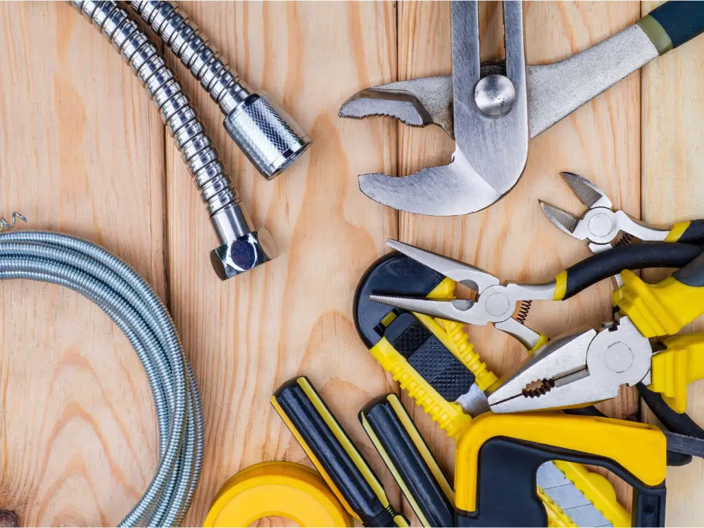 impresa di pulizie maurizio montana milano, lavori elettrici e idraulici